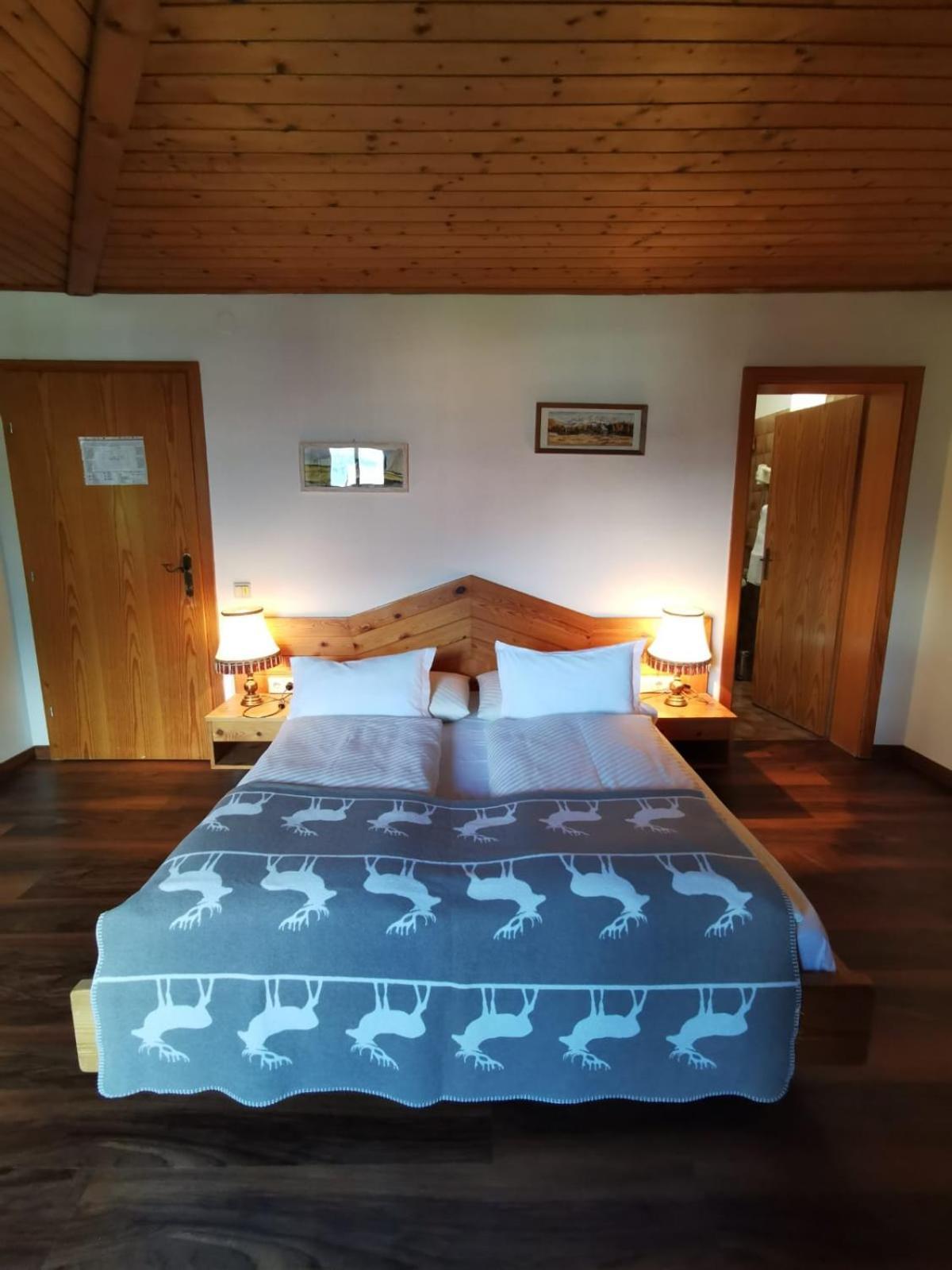 Hotel Eden Guesthouse Marlengo Εξωτερικό φωτογραφία